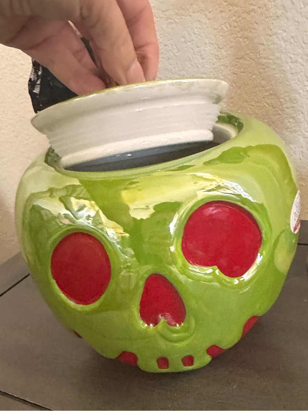 Disney Green and Red Ceramic Skull Jar poison apple villains Snow White TJMaxx